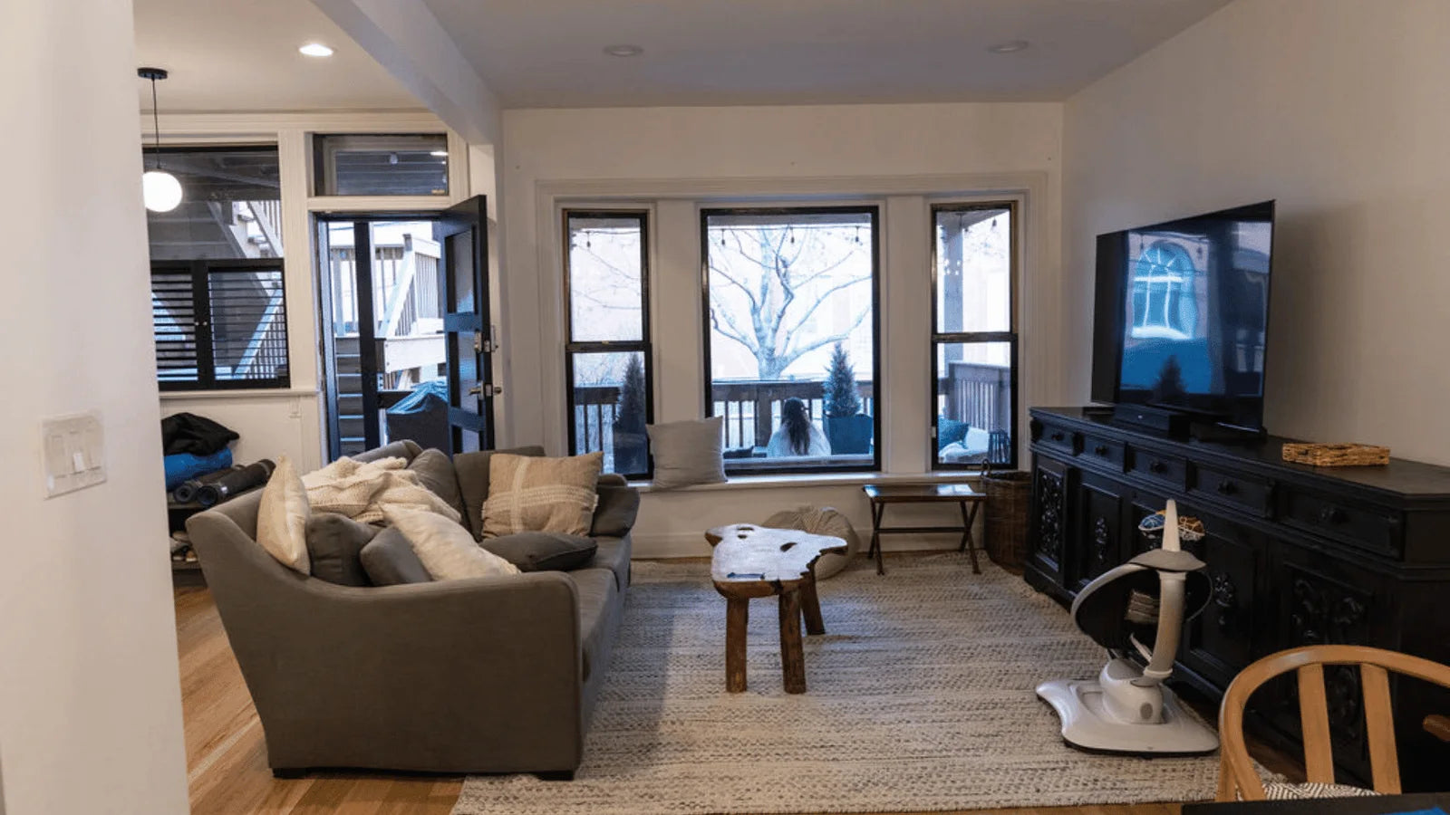 residential movers, living room